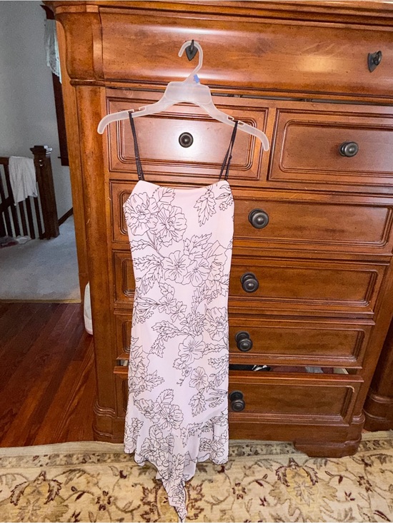 Next Up Dresses & Skirts - Next Up Pink Floral Midi Dress Handkerchief Hem Adjustable Straps Women’s Small